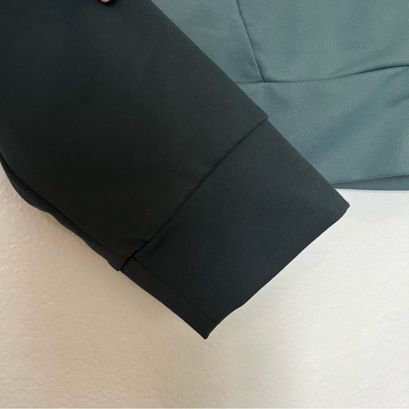 2/$30 FABLETICS Cleo Evergreen Jacket Performance Full Zip Grey & Green Size XS - Picture 5 of 15